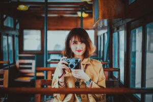 Hoe schrijf je een verhaal bij een foto? Foto door Kenny Luo via Unsplash